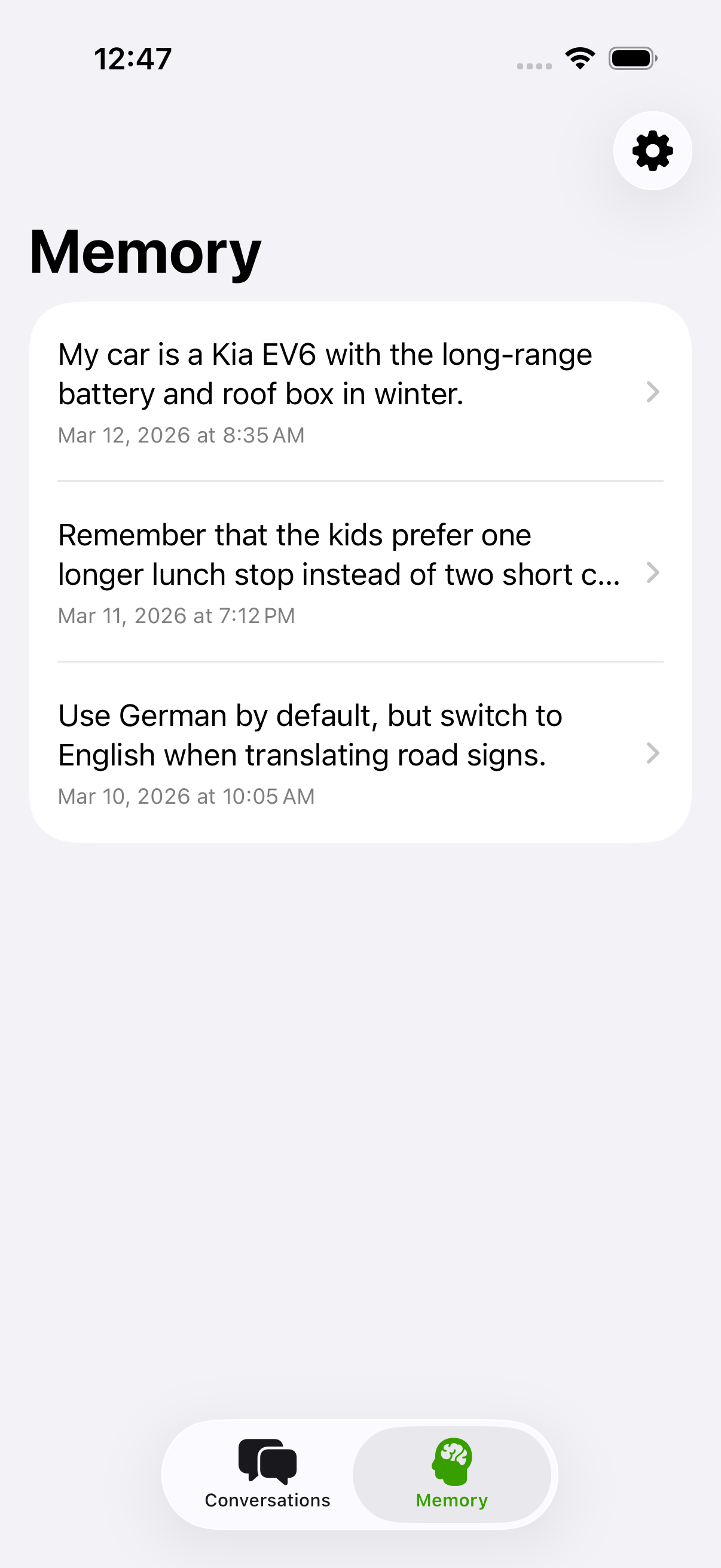 Der Merken-Tab der Kiwi-iPhone-App mit einer Liste gespeicherter Sprachnotizen, jeweils mit Datum und Uhrzeit